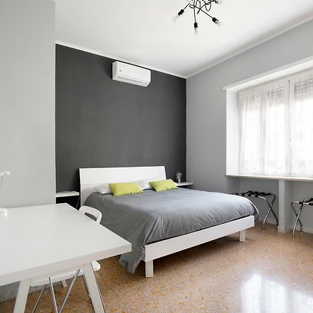 Enjoy Porta Furba Villa Rome Exterior photo