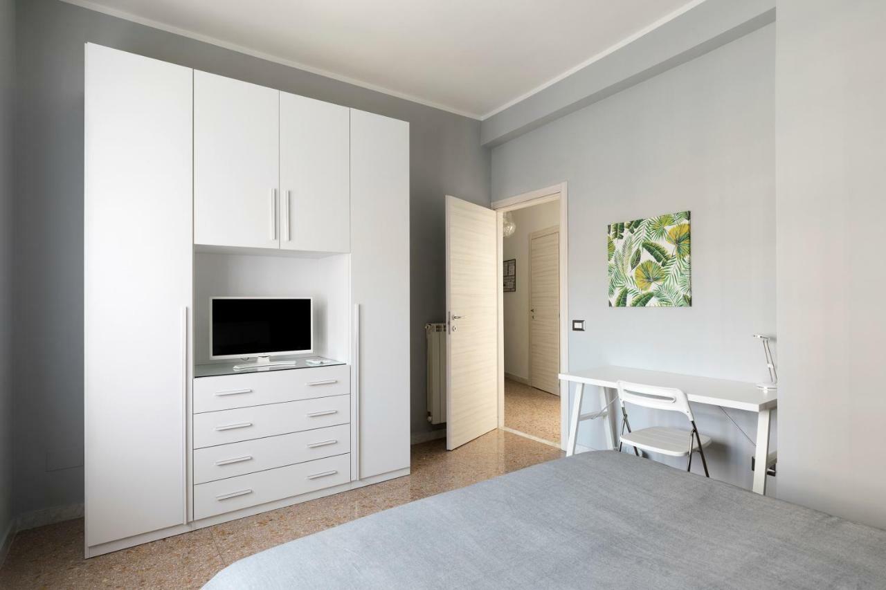 Enjoy Porta Furba Villa Rome Exterior photo